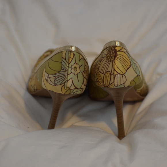 Qupid Vintage-looking heels - Picture 2 of 4